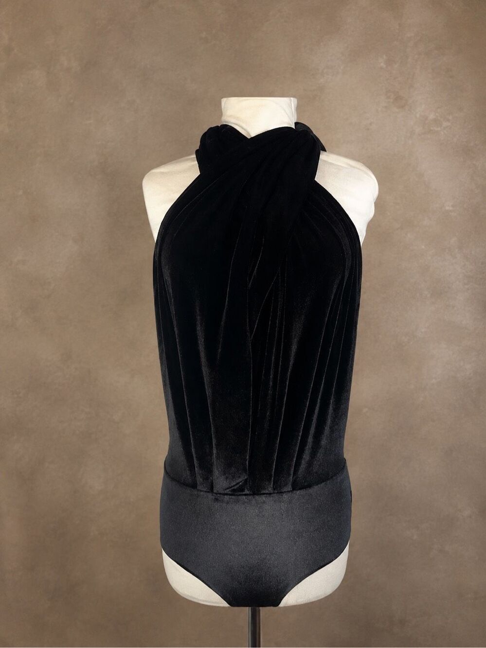 Anthropologie Twobirds Size M Velvet Tie Halter Bodysuit Black Open Back Stretch